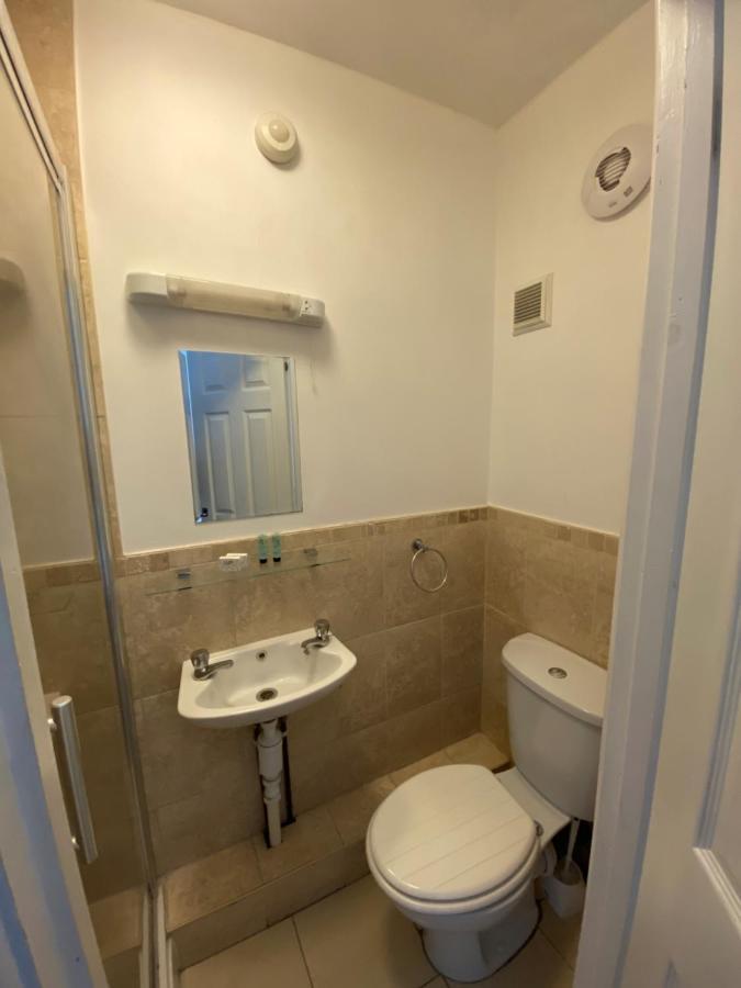 Contractors Guest House High Wycombe Exterior foto