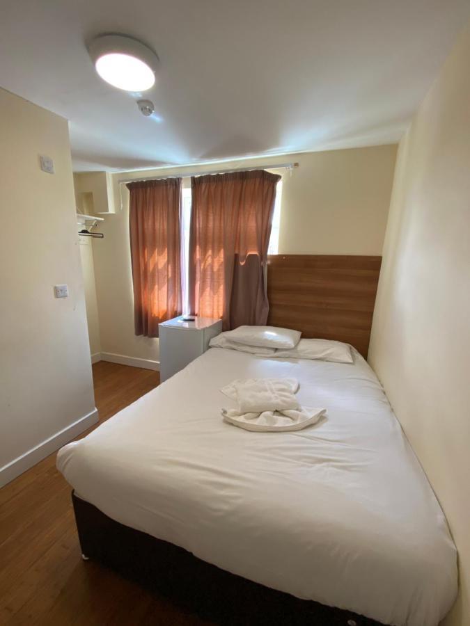 Contractors Guest House High Wycombe Exterior foto